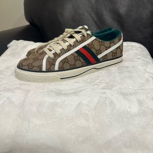 MEN'S GG GUCCI TENNIS 1977 SNEAKER SIZE 10+
